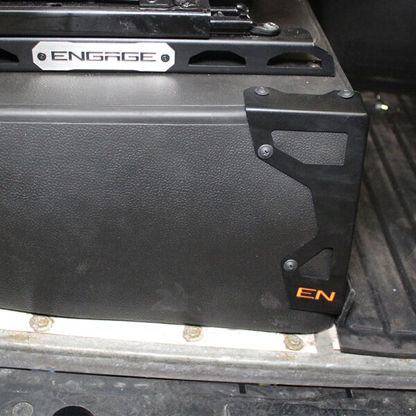 ENGAGE4X4 Sitzkastenkantenschutz für alle Land Rover Defender 