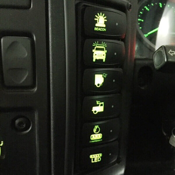 TD4-Switch-Panel Carling Schalter Cordura Zusatzbeleuchtung für Offroad Fahrzeuge